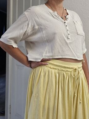 Women Urban Outfitters BDG White 1/2 Button Cropped Short Sleeve Chest Pocket XS
